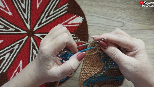 Мк круглая подушка//вяжем спицами//Часть 2 смотреть онлайн