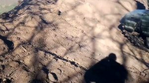 Т-72 закапывается