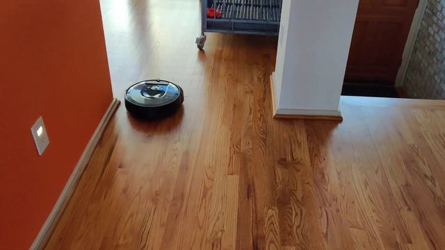 iRobot Roomba i7+ LOANER since 2/4/2021 смотреть онлайн