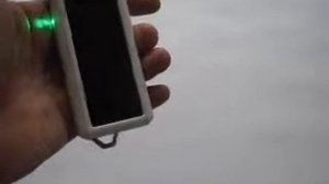 зарядка на солнечной батарее с фонариком.wmv