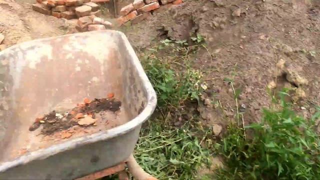 Как я выкладываю канализационную яму..)! ? смотреть онлайн