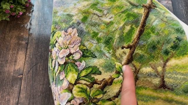 Вышивка крестом/Готовая работа:"Яблоневый сад"/Старт:"Бабочки"от Мп-студия/Процессы/р.Сутка. смотреть онлайн