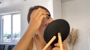 ОКРАШИВАНИЕ РЕСНИЦ В ДОМАШНИХ УСЛОВИЯХ