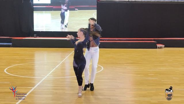 ??????????? ?? ?????? ??? ??? ??? / Bachata 5ta pareja смотреть онлайн