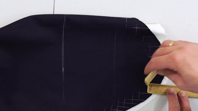 How to shorten bespoke sleeves (from the sleevehead)1/3Как укоротить рукава через верх 1/3 смотреть онлайн