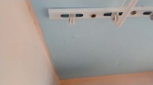 Произвожу замену верëвки на  Лиане для сушке белья.