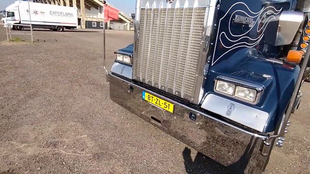 НАСТОЯЩИЙ МОНСТР ДОРОГ / КРУТОЙ ГРУЗОВИК// REAL ROAD MONSTER/AMERICAN TRUCK