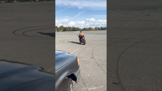 CBR1000 repsol edition ?? listen to that exhaust ?? смотреть онлайн