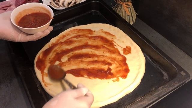 Пицца Прошутто с кисло- сладким белым соусом, как в Пицца экспресс!?