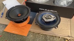 Установка динамиков DL Audio Raven 130 v2 в Volvo s40 1 поколения