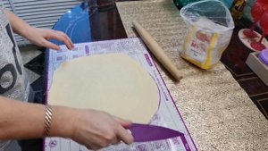 ? КРУАССАНЫ. / Дрожжевое тесто в хлебопечке. //