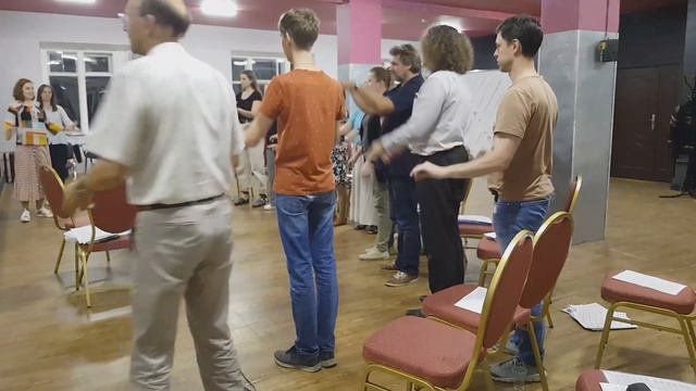 Петь в хоре Модерато (прямая трансляция занятия) смотреть онлайн