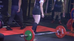 Фрагменты соревнований по становой тяге. Женщины.RPL.