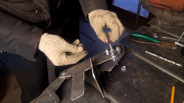 Пила из дрели или шуруповерта. Saw for wood or metal made of drill or screw gun смотреть онлайн