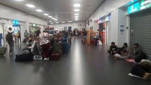 Ночь в Аэропорту Бергамо Night in airport Bergamo. Shock