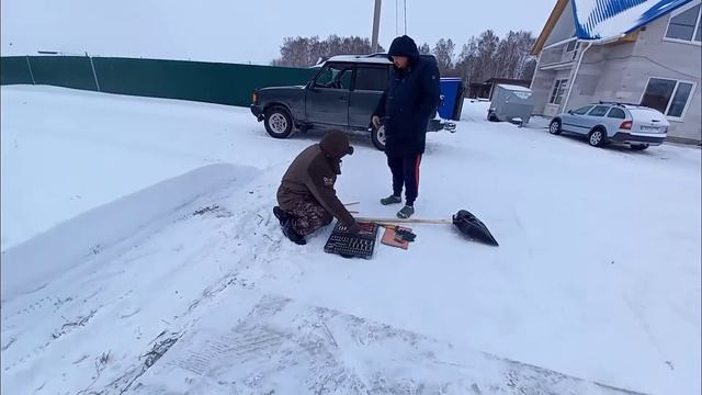 РЕМОНТ СНЕГОУБОРЩИКА : ЩЕБЁНКА ПОГНУЛА ЛОПАСТЬ РОТОРА ?