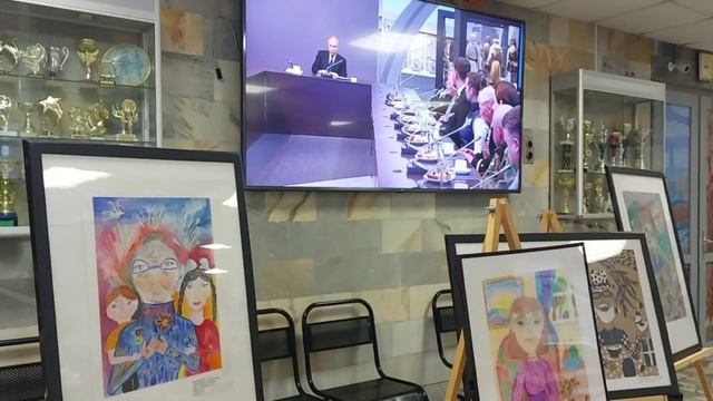 Дети рисуют Санкт-Петербург смотреть онлайн