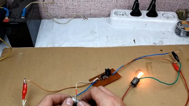 Невероятно-Простой и маленький ШИМ регулятор. Своими руками! смотреть онлайн