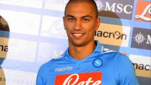 gokhan inler смотреть онлайн