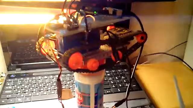 RaspberryPi + WiFi + AVR + Tank. pt. 2