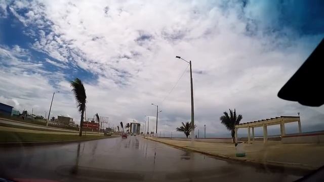 Recorriendo El Malecón De Coatzacoalcos, Veracruz, México