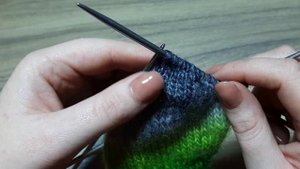 Вяжем носки спицами легко! Пятка ,,Бумеранг" Мысок "Пропеллер"