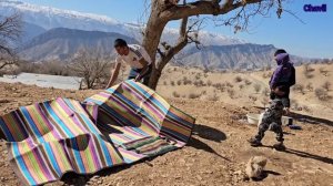 The journey of the Chavil's family to help Azam in the absence of her husband