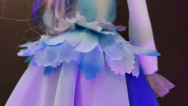 Кукла «Голубой Пион» смотреть онлайн