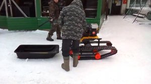 Мотоблок Целина цена 50 000 р. + гусеничный модуль цена 42 000 р.