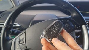 КЛЮЧ СИТРОЕН С4 ГРАНД ПИКАССО КУПИТЬ ДУБЛИКАТ ЧИП КЛЮЧА ЗАЖИГАНИЯ. CITROEN C4 PICASSO ПРИВЯЗКА КЛЮЧ
