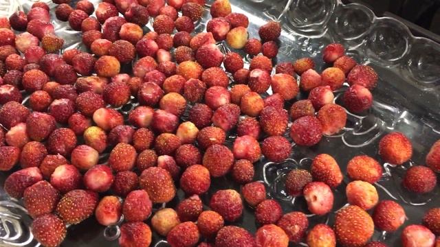 Клубничное варенье.