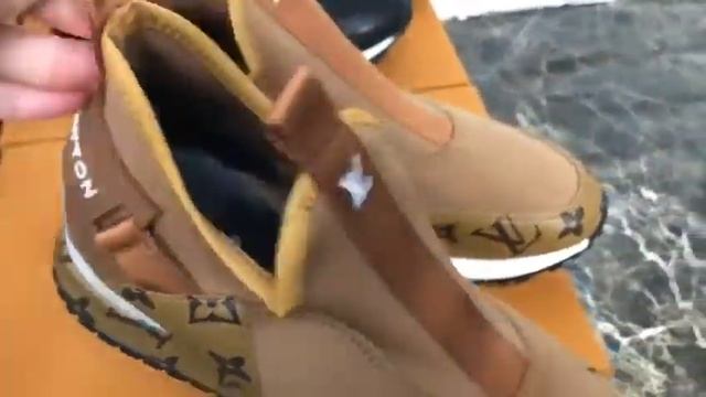 Кроссовки Louis Vuitton женские смотреть онлайн
