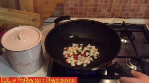 Как пожарить замороженные креветки очень вкусно,повар покажет.Самый лучший рецепт жареных креветок.