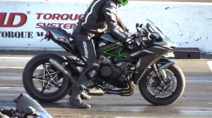 Sport bikes racing - H2 Ninja vs Hayabusa, R1 vs Aprilia, H2R vs Ducati