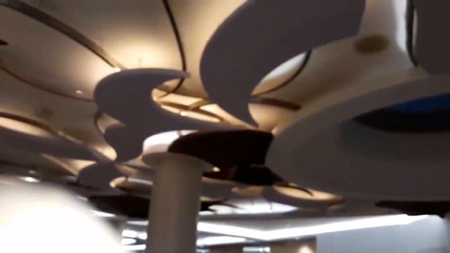 BurJuman Shopping Mall (Famous In Dubai 2018) смотреть онлайн