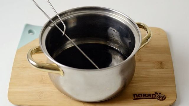 Черная икра из соевого соуса