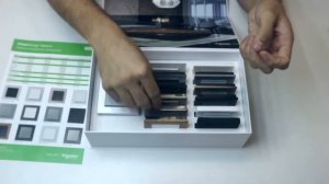 Розетки и выключатели Atlas Design Schneider Eelectric. Новые рамки Atlas Design Nature