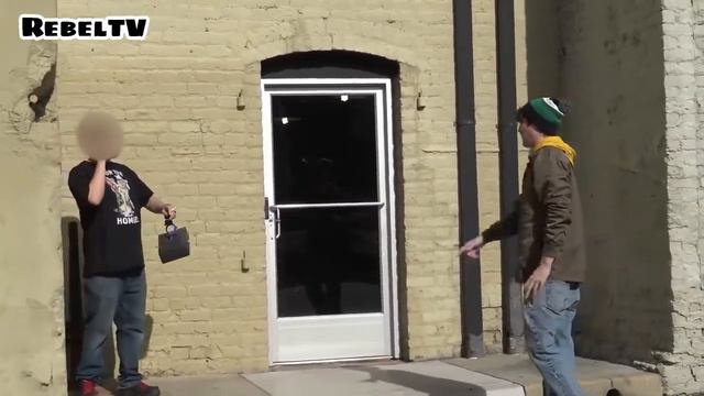 Одел наручники и убежал смотреть онлайн