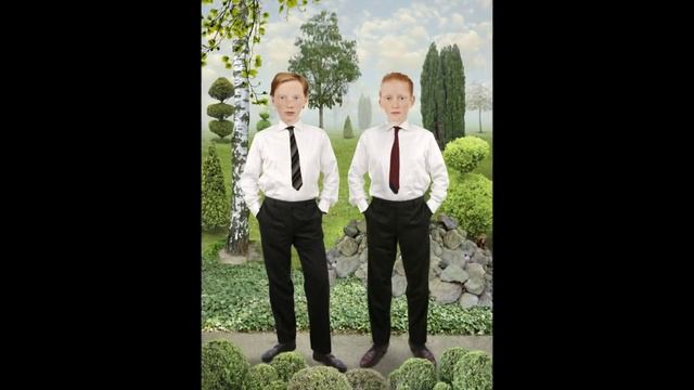 "ДЕТИ - ЦВЕТЫ ЖИЗНИ".... (Фото из альбома Ruud van Empel)