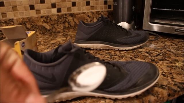 TOP 3 WAYS TO REMOVING SNEAKER ODOR! смотреть онлайн