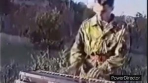 Сербия Стронг но играет только баян