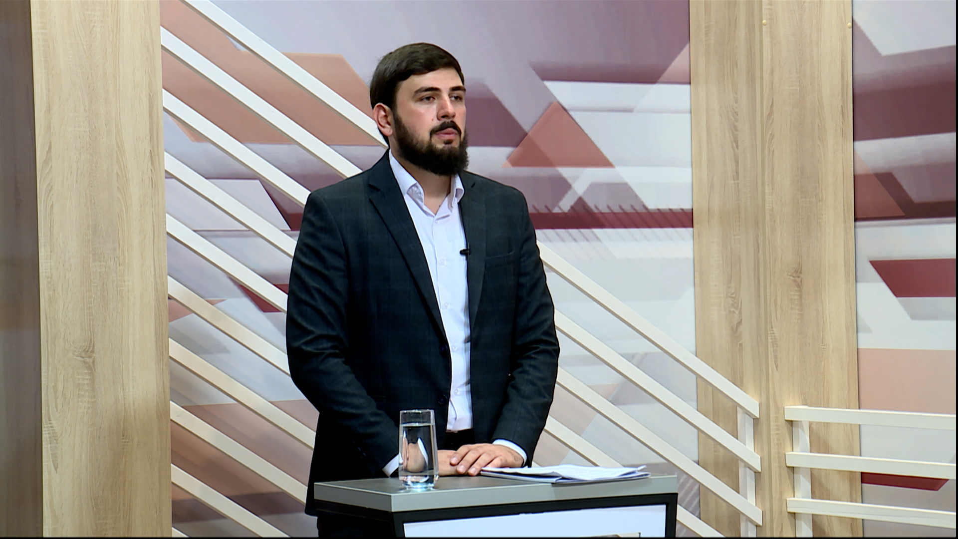 Актуальная тема ( Я. Малаев, минкульт ) Л.Зурушев