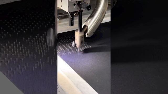 #perforación #perforation #punching #punchingmachine #cncsewingmachine #leather #vinyl #quilting