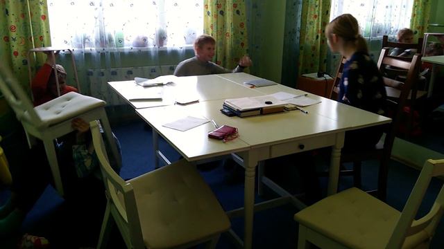 Элементы риторики. Умение слушать, занятие 3е (отрывок). Игра 15, "Отдать приказ" смотреть онлайн