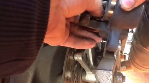 Замена задних тормозных колодок HONDA CB400