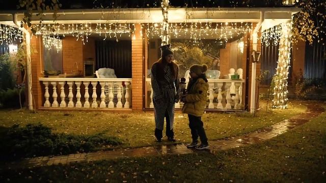 Праздничное освещение? Svetville.ru смотреть онлайн