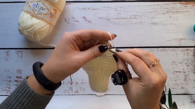 Як легко та швидко зв'язати дитячі штани спицями.Детальний МК/Как легко связать штанишки спицами.МК смотреть онлайн