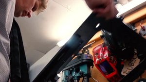 Колин Ферз на русском | Идеальный Тайник №3 Открывающееся крепление для телевизора | colinfurze