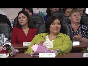 Лучших представителей сферы здравоохранения поздравили с Днем медработника в правительстве ЕАО