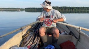 ПОКЛЕВКА РЫБЫ ХИЩНИКА МУТАНТА НА ОЗЕРЕ СЕНЕЖ | ПЛАВАЮЩИЕ ЗИМНИЕ ЖЕРЛИЦЫ - НАСАДКА КАРАСЬ